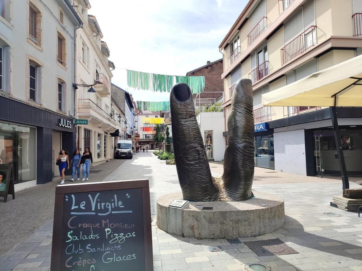 ⁂⁂ EPINAL Hyper centre / Rue piétonne ! ⁂⁂ Apartamento Exterior foto